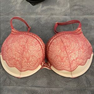 Victoria Secret Bombshell push up Bra 36C